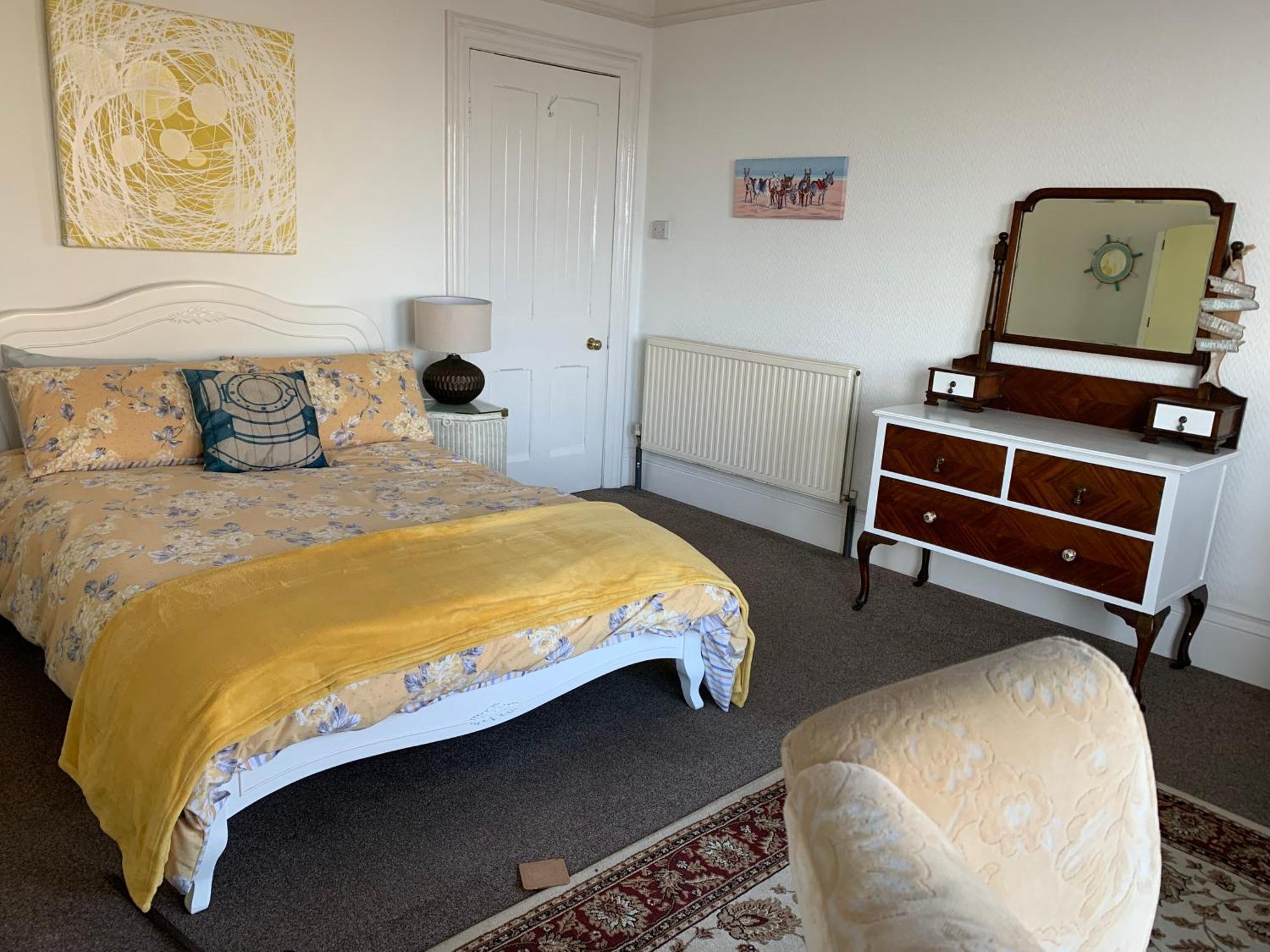 Spectacular Sea View Double, With Exclusive Bathroom & Use Of Patio And Bike Store Маргит Экстерьер фото